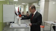 Дмитрий Медведев принял участие в голосовании на выборах в Госдуму