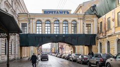 На продажу выставлено историческое здание в центре Санкт-Петербурга