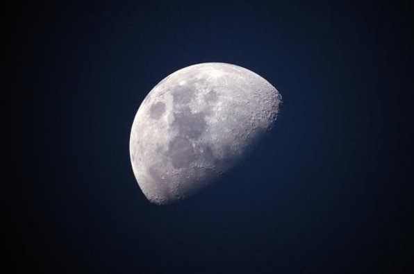 Жители ЯНАО в начале ноября смогут наблюдать лунное затмение