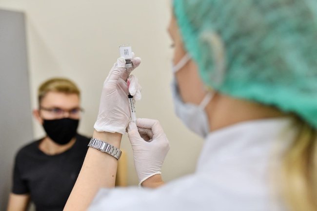 вакцина вакцинация прививка коронавирус ковид 