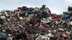 Россиянин раскритиковал мусорные свалки на набережной одной из азиатских стран
