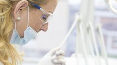 В Госдуме прокомментировали рост цен на стоматологические услуги