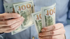 Американский миллиардер выделил своим работникам $1,5 млн из-за ошибок в работе