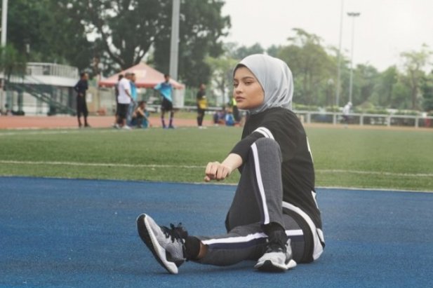 В Иране спортсменку задержали за тренировку на улице без хиджаба