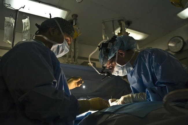 В Ханты-Мансийске хирурги провели пятидесятую трансплантацию почки