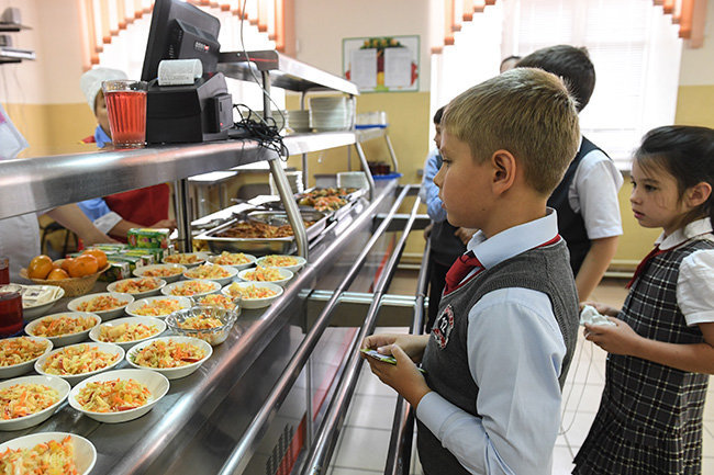 Школьное питание в Новосибирской области признали одним из лучших в стране