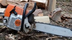 В Алтайском крае покупатель с бензопилой преследовал продавца фруктов