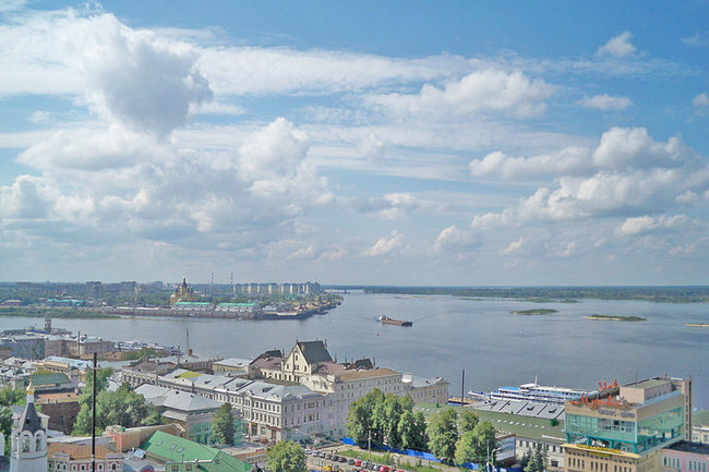 В Нижнем Новгороде уберут синий забор над Мызинским мостом