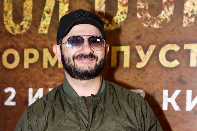 Актер и продюсер Михаил Галустян во время премьеры в кинотеатре "Каро 11 Октябрь" на Новом Арбате. Фильм посвящен режиссеру Алексею Балабанову, снявшему Алексея Чадова в картине "Война" в 2002 году. Артем Геодакян/ТАСС