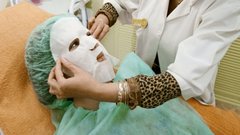 Посещение косметолога в России стало самым затратным уходом за собой