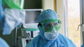 врач больница госпиталь пандемия коронавирус ковид 