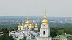 Украине поставляют неликвид: Захарова объяснила пожар в Киево-Печерской лавре