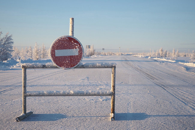 В Югре закрыли движение на одном из северных зимников