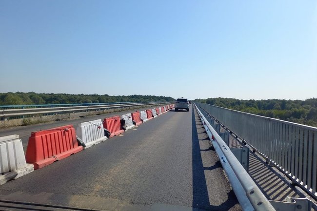 В Ибресинском округе Чувашии  продолжается ремонт моста через реку Киря
