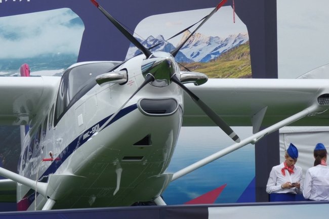 Самолет "Байкал"