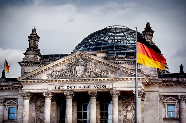 Возрождение Берлинской стены: российская нефть расколет Германию на две части