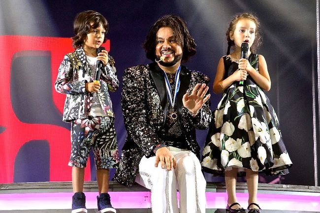 Филипп Киркоров с детьми в Болгарии