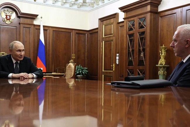 Александр Гуцан и Владимир Путин