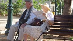 Теперь будет полностью запрещено: пенсионеров, доживших до 70 лет, ждет огромный сюрприз с 20 мая