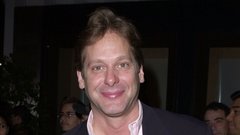 Умер один из актеров сериала "Секс в большом городе"