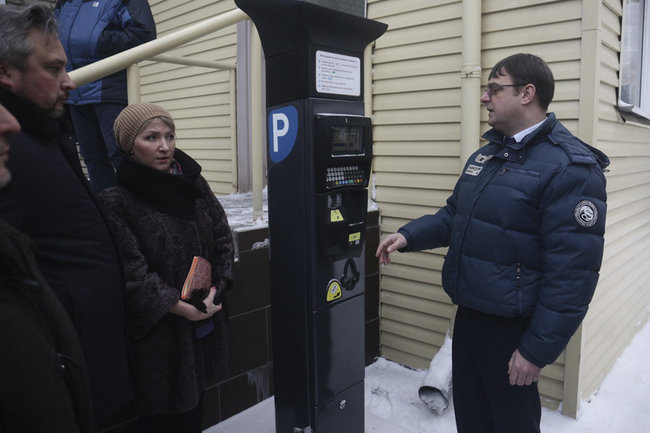 В Новосибирске 13 парковочных площадок станут платными