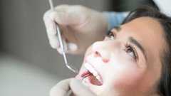 Стоматолог Левин: забота о зубах способствует увеличению продолжительности жизни