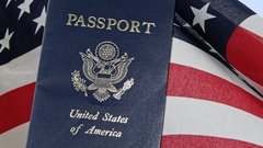 США ввели запрет на въезд для граждан семи новых стран