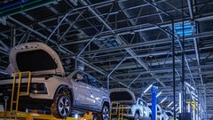 Спрос на автомобили российских производителей в России резко снизился