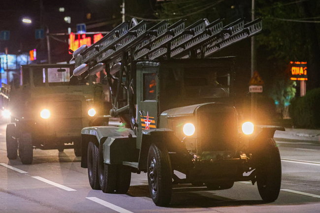 Ростов-на-Дону. Боевая машина БМ-13 "Катюша" во время репетиции военного парада в честь 78-й годовщины Победы в Великой Отечественной войне. Эрик Романенко/ТАСС