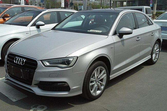 Audi представила новые модели A3 с подпиской на климат-контроль