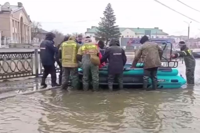 Оренбург / наводнение