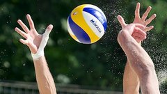 Экс-главного тренера сборной России по волейболу оштрафовали за нецензурную брань