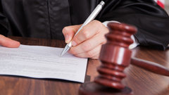 Суд в Москве вынес приговор адвокатам Митрошиной — четыре года колонии