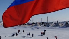 Песков: Россия намерена защищать свои интересы в Арктике