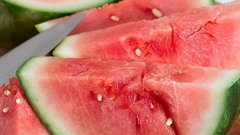 АКОРТ: Арбузы и дыни в крупных торговых сетях России подешевели на 40%