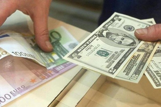Экономист Калугин предостерег от покупки валюты
