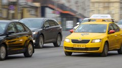 Доходы таксистов в России увеличились на 53% за год