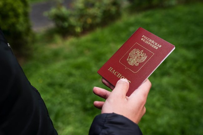 Все больше американцев желают получить гражданство России