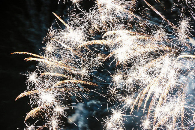 В Курске на Театральной площади в новогоднюю ночь пройдет праздничная программа и фейерверк