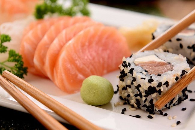 суши роллы японская кухня нори сушими рыба лосось красная рыба