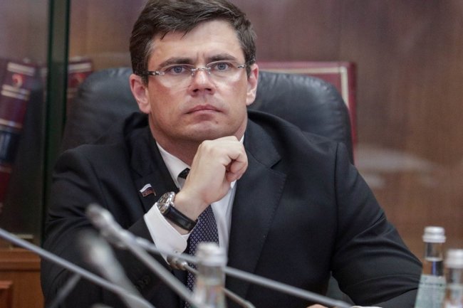 депутат Сергей Боярский