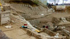 Ученые расшифровали древние послания на глиняных бусинах