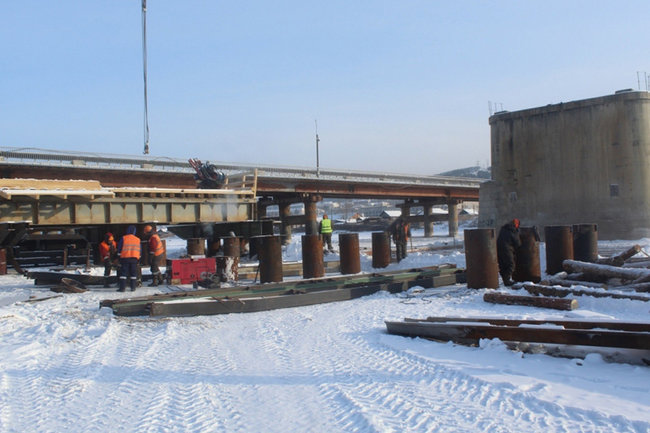 В посёлке Дарасун мост через реку Ингода могут восстановить раньше срока