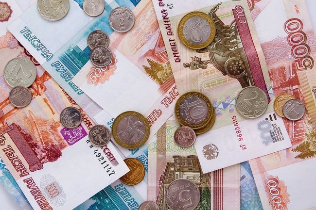В Тюменской области зарплата учителей увеличилась до 70 тысяч рублей