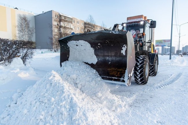 В Сургуте за сутки выпало больше среднемесячной нормы снега