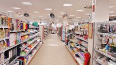 В России обсуждается введение ограничений на высокие наценки в магазинах