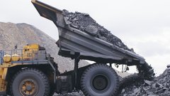 Объем угольной добычи в России значительно упал
