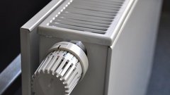 Власти ХМАО сообщили, когда отключат отопление в домах