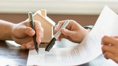 В Москве к пожилой женщине и ее дочери подселили 17 мигрантов «для уборки»