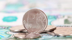 Аналитик Антонов: Геополитика сделала рубль «сильнейшей валютой в мире»